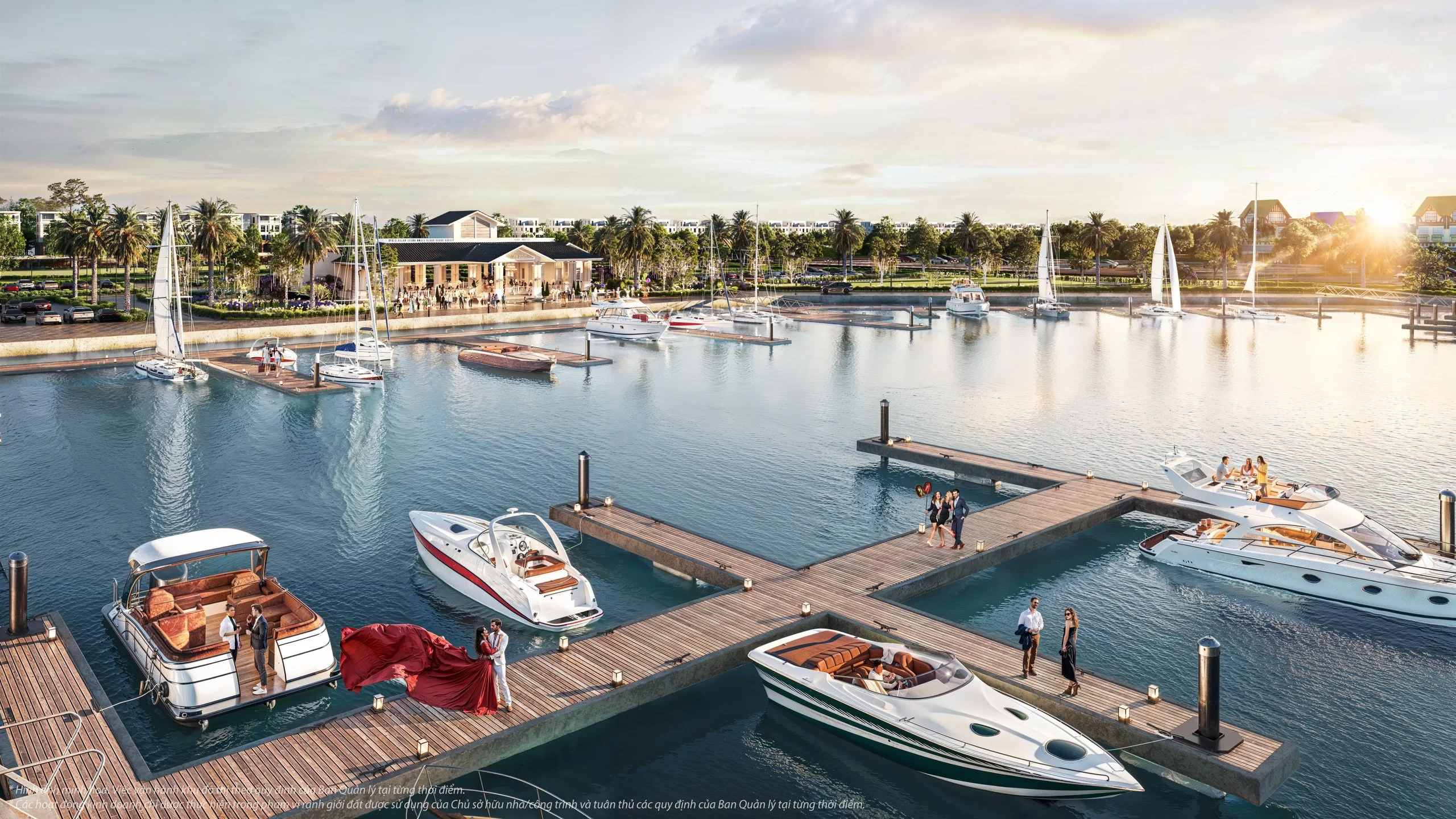 Bên du thuyền Vinhomes Vũ Yên