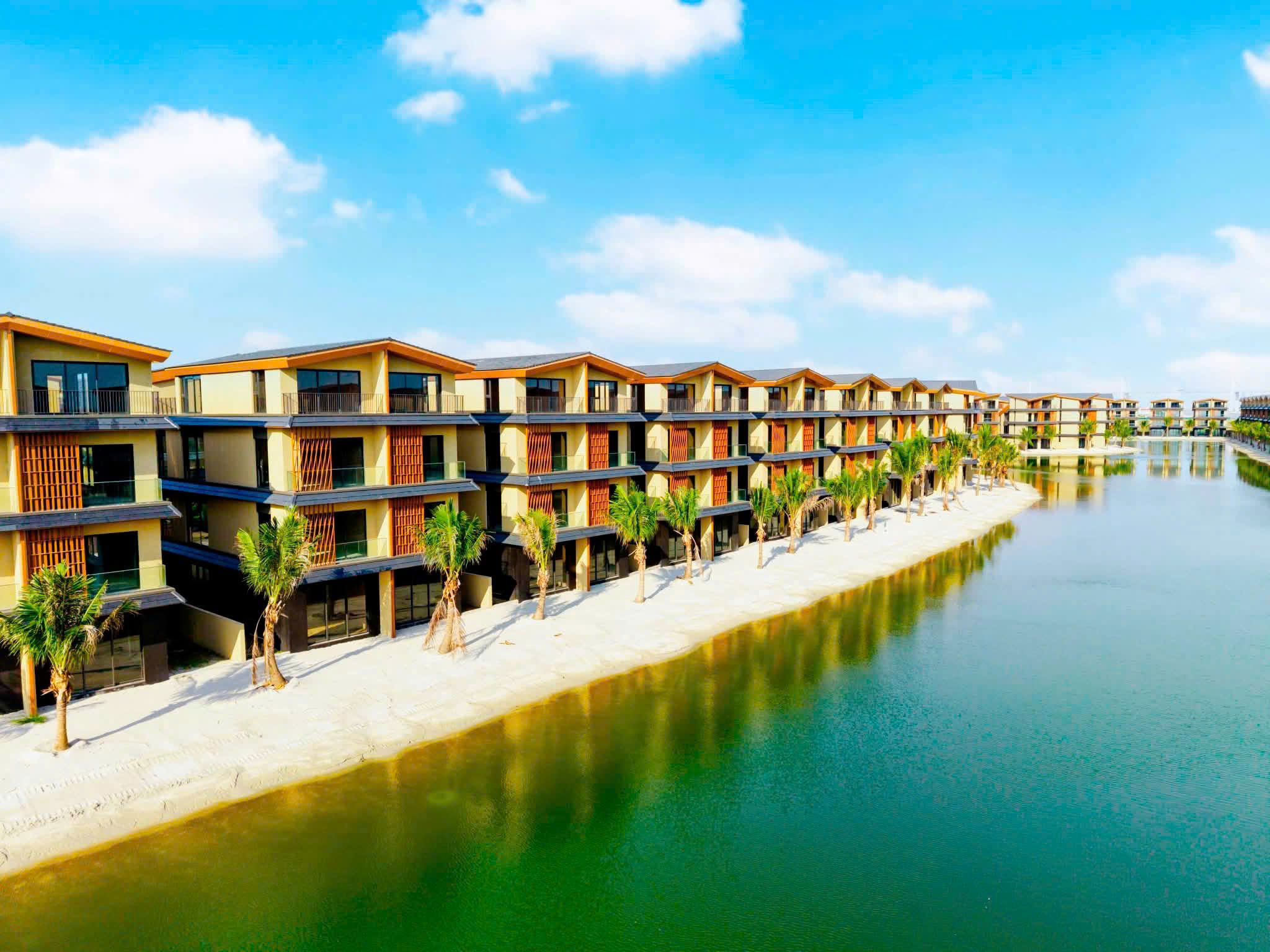 bãi tắm riêng sau nhà vinhomes vũ yên