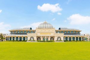 bể bơi phân khu hoàng gia vinhomes vũ yên
