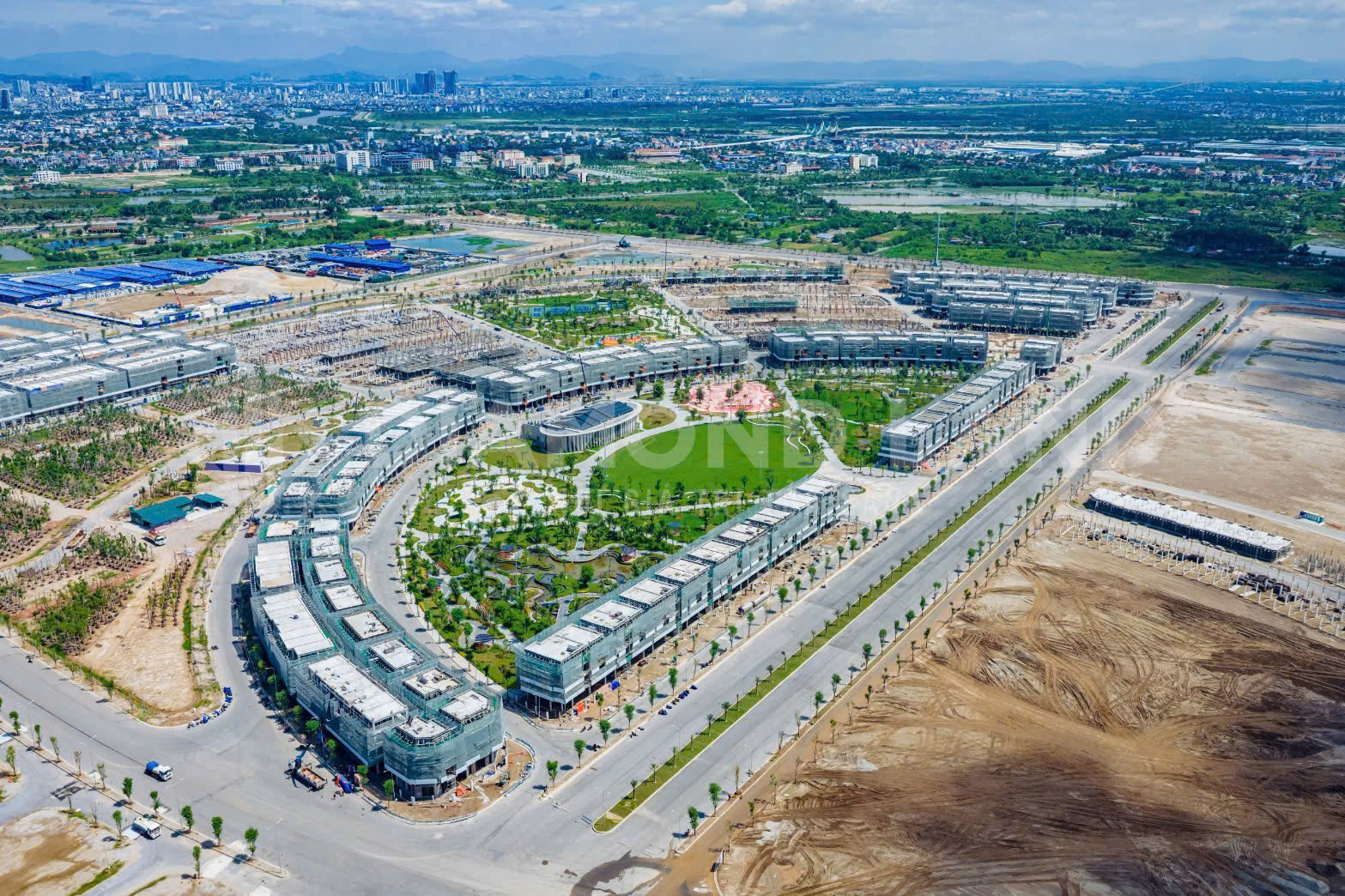 Tiến độ vinhomes dương kinh